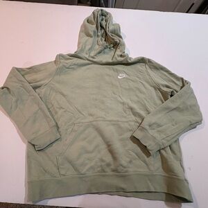 Nike Club Fleece Pullover | Unisex | Olive Hoodie Sweatshirt | Size Large